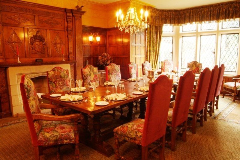 Miskin Manor Hotel Хенсол Екстериор снимка