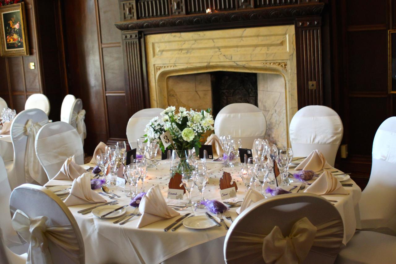 Miskin Manor Hotel Хенсол Екстериор снимка
