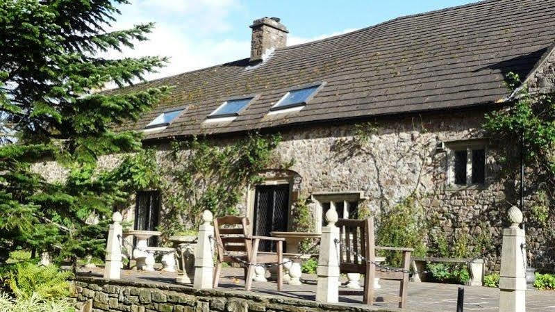 Miskin Manor Hotel Хенсол Екстериор снимка